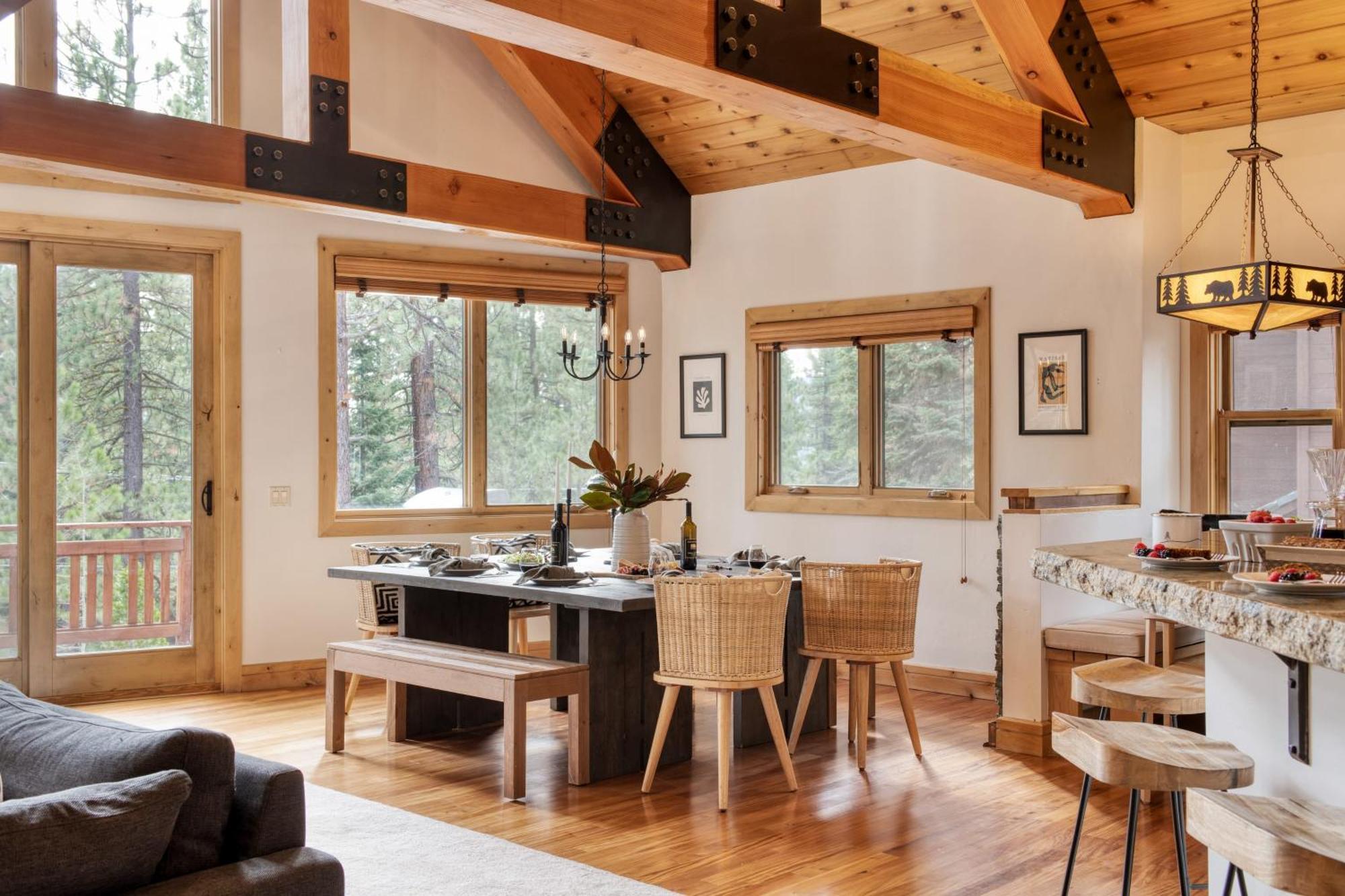 Coyote Moon By Avantstay Cabin Wsauna Mins From Dt Truckee Northstar Dış mekan fotoğraf
