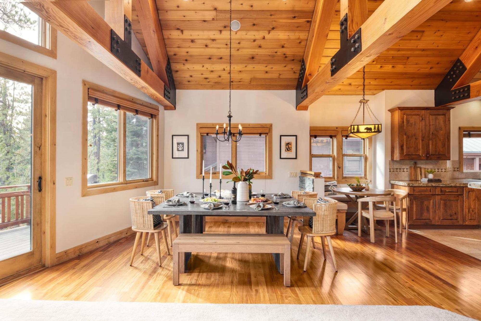 Coyote Moon By Avantstay Cabin Wsauna Mins From Dt Truckee Northstar Dış mekan fotoğraf